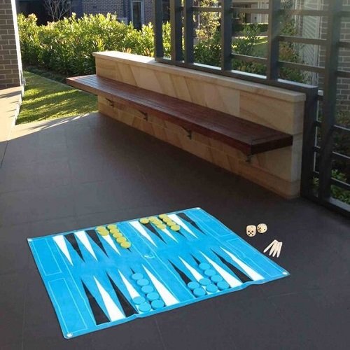 Giant backgammon game